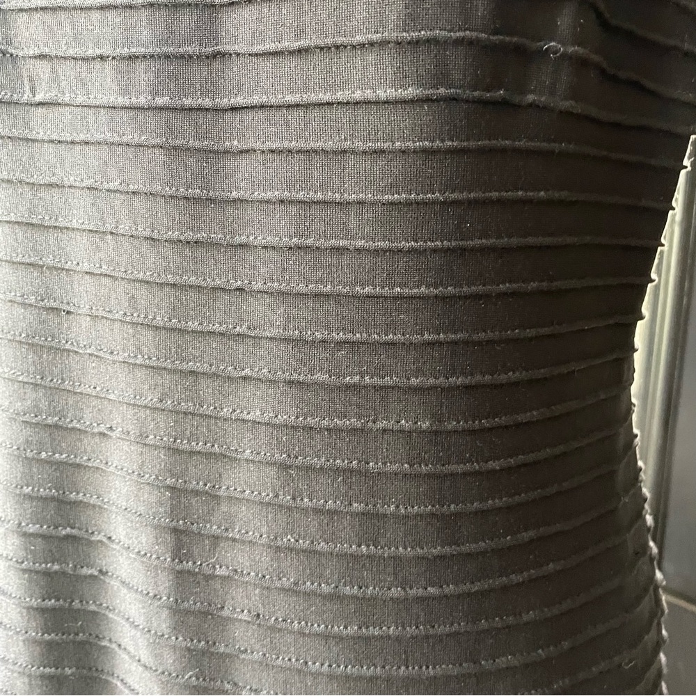 Tadashi Shoji Black Embroidered Illusion Lace Pintuck Jersey Dress Formal Gown - Picture 11 of 14
